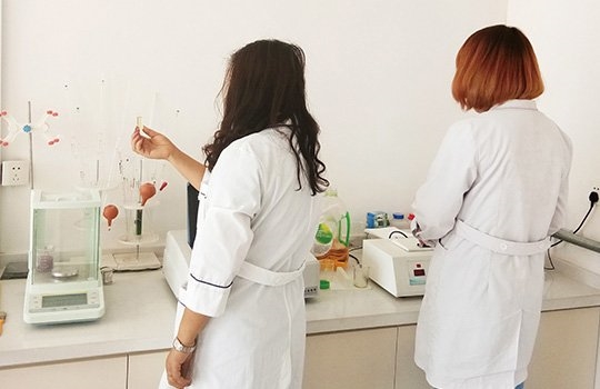 鉆井液膨潤土濾矢量測定中 鉆井液膨潤土濾矢量測定中